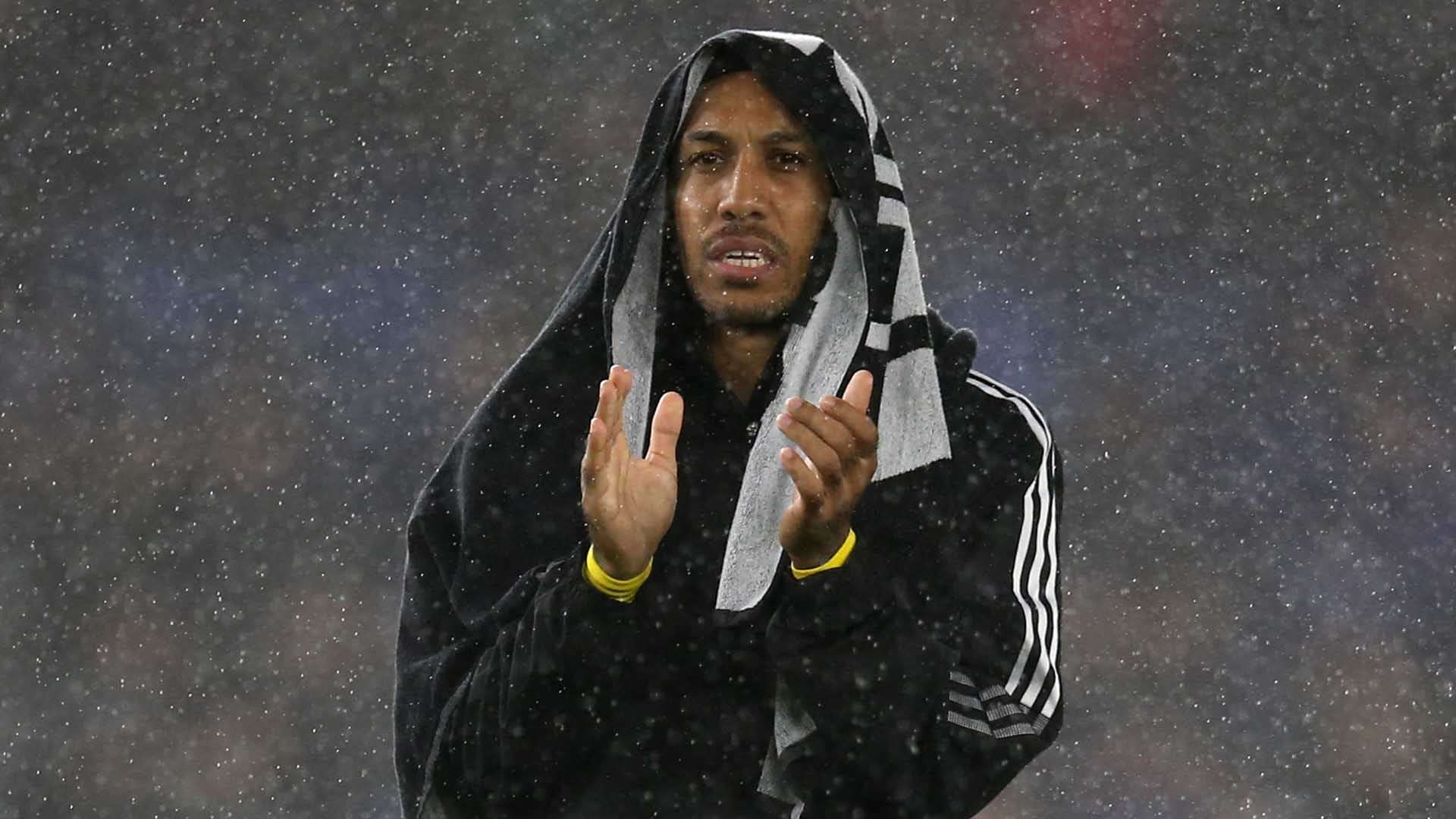 法国与波兰足球交锋历史瞬间 回顾欧洲杯淘汰赛波兰心态变化